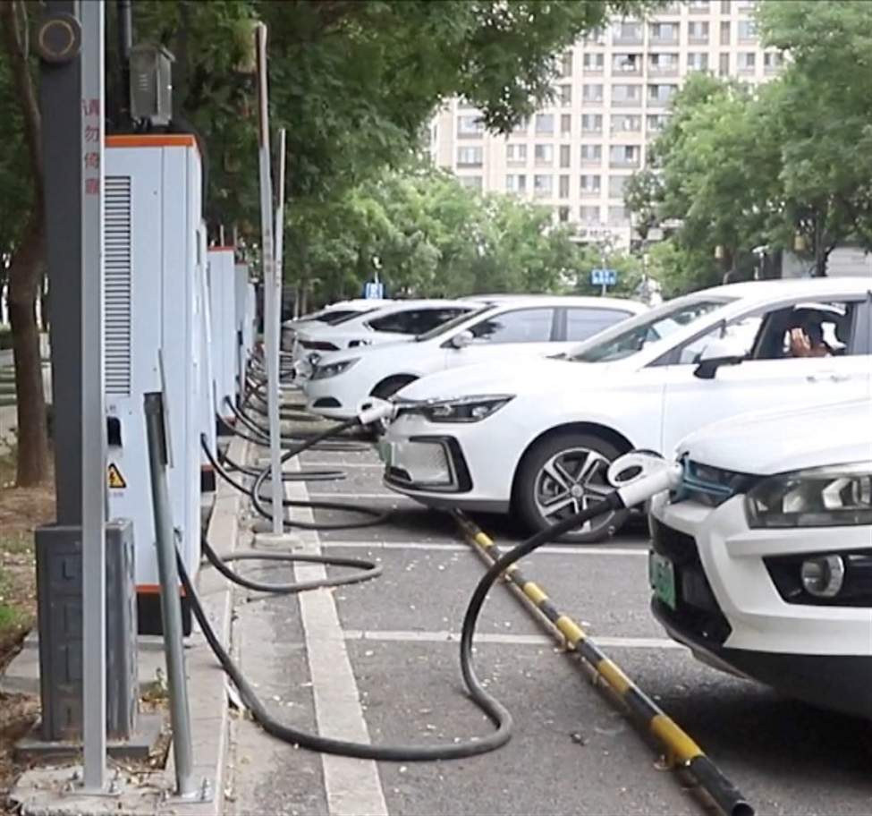 China’s annual production of new energy vehicles surpassed 10 million ...
